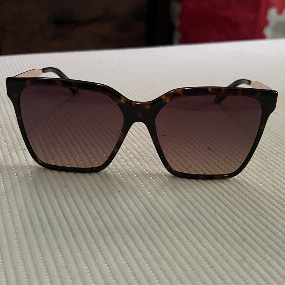 Quay Australia Tortoise Shell Square Sunglasses